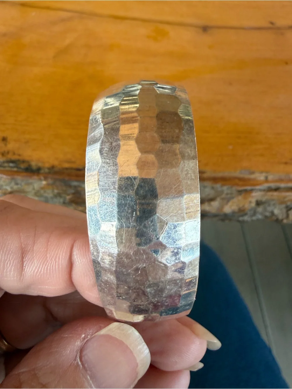 N/A bold hammered